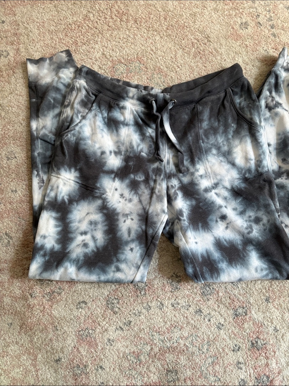 GreenTea Black & White Tie-Dye Jogger Pants